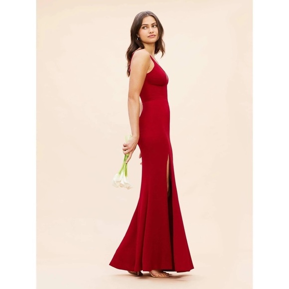 Dress The Population | Iris Side Slit Crepe Gown In Garnet Red Size S - Picture 2 of 12